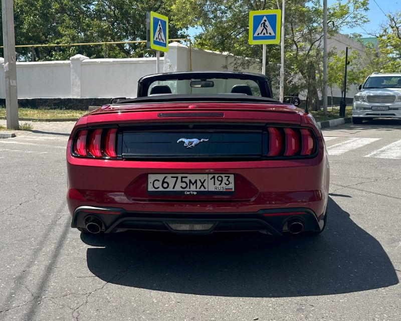 Ford Mustang Спорт купе / Кабриолет